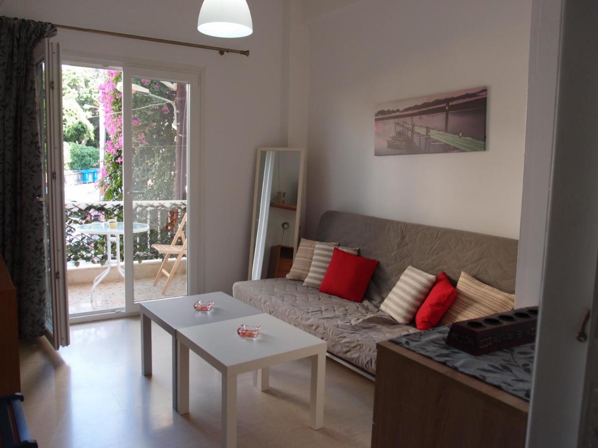 Apartment In The Heart Of Heraklion Bagian luar foto