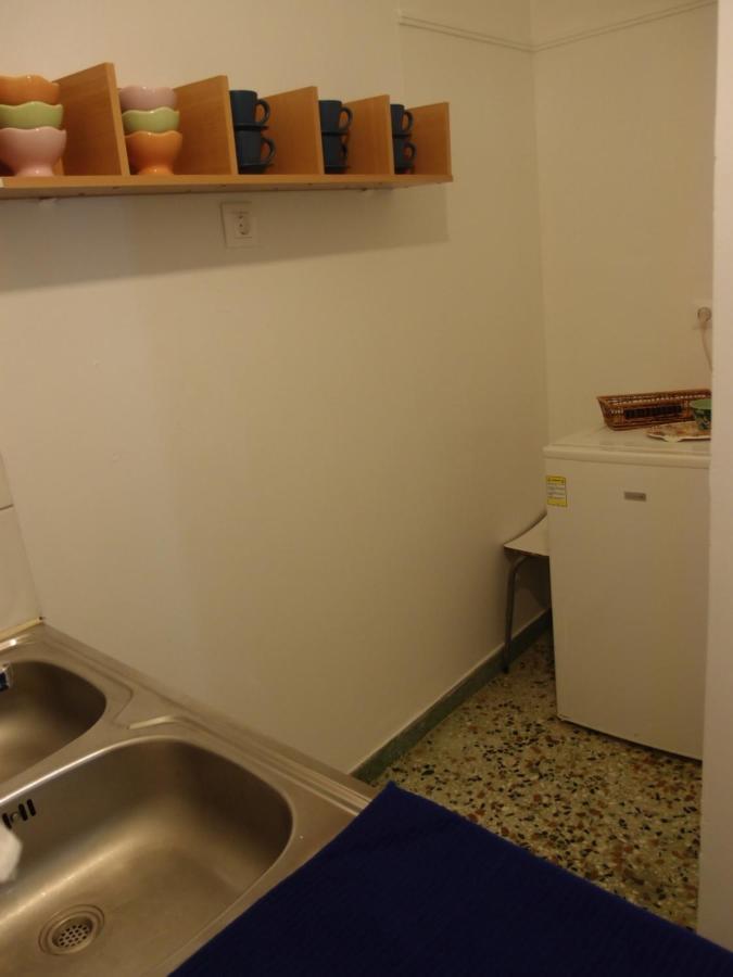 Apartment In The Heart Of Heraklion Bagian luar foto